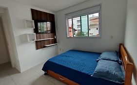 Apartamento em palmas gov celso ramos 70 m do mar